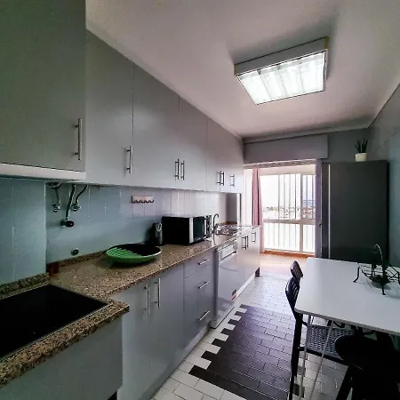 Apartment Flh Family Flat With Balcony *